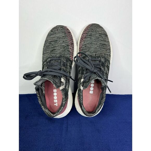 Adidas Pureboost. Women Size 7 - Picture 7 of 9